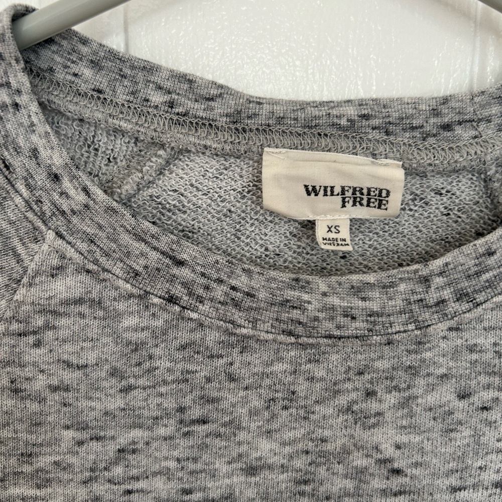 Aritzia Wilfred free sweatshirt - size xs